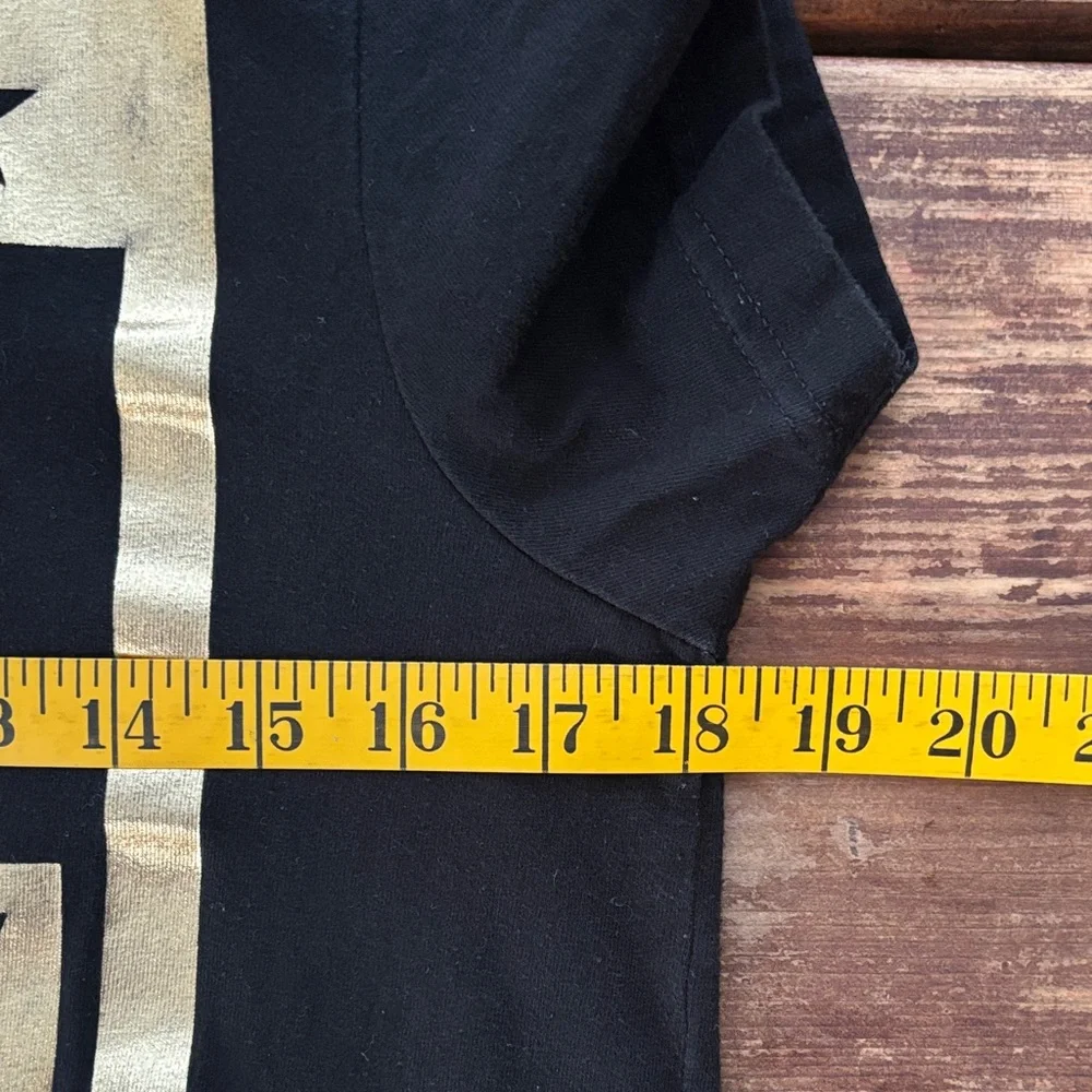 Guess Men's Black Short Sleeve Tee With Guess Logo On Chest Size S - Picture 6 of 7